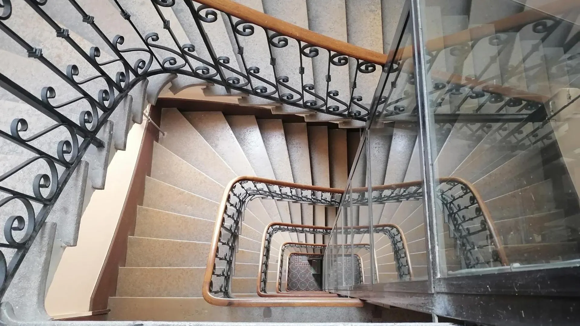 Appartement Hagaki Vue Panoramique Proche Gare Netflix Grenoble 0*,  France